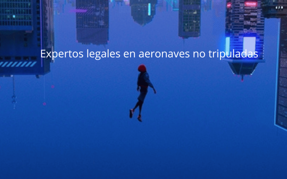 Abogados especializados en drones, brindando asesoría legal sobre normativas de aviación no tripulada, licencias, permisos y regulaciones de seguridad aérea