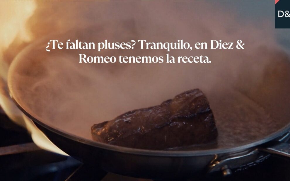 Funcionarios reclamando pluses, pagas extra y guardias con Diez & Romeo Abogados.
