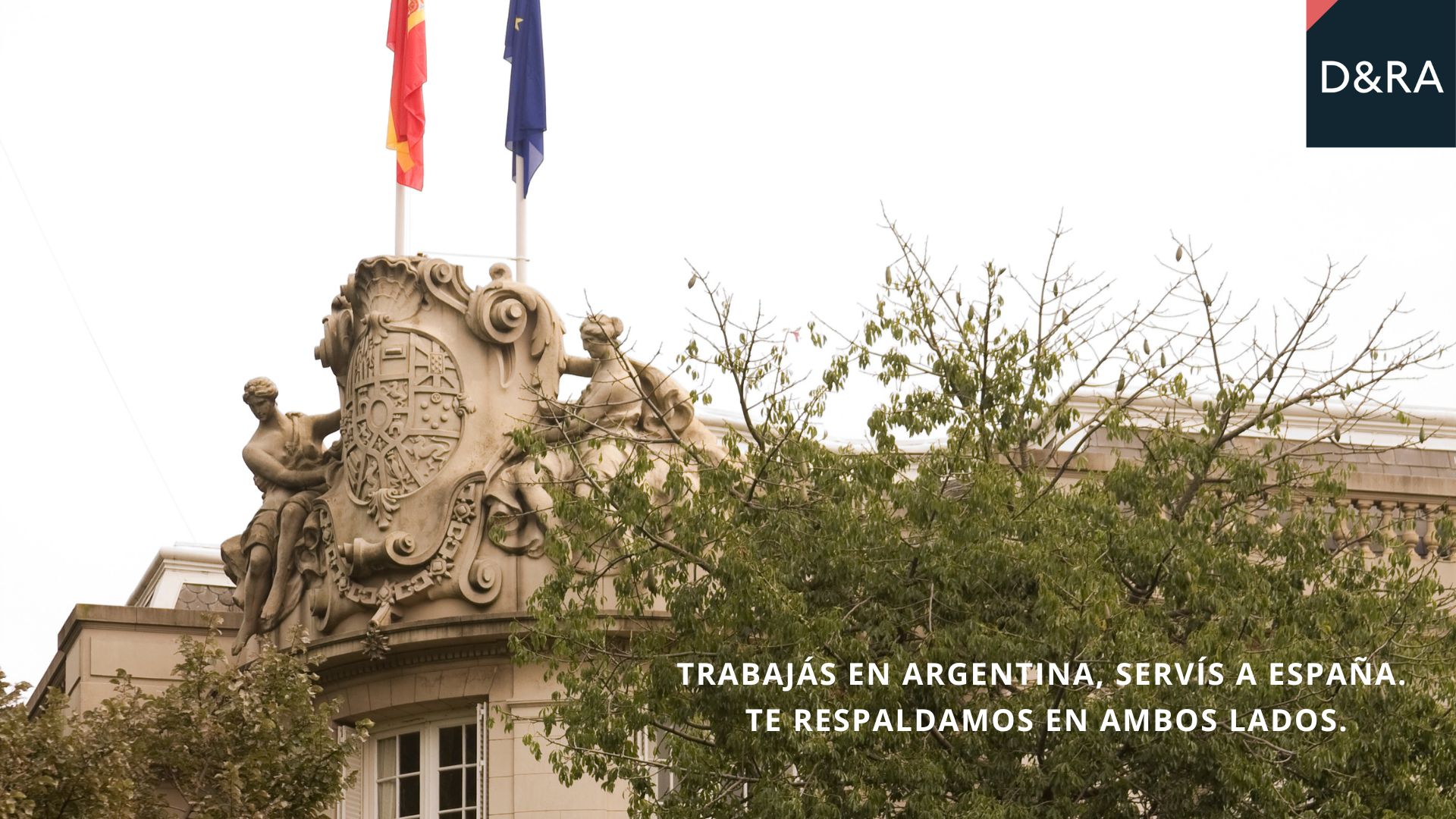 Fachada de la Embajada de España en Argentina con énfasis en la labor de opositores y funcionarios españoles que trabajan en el exterior. Díez & Romeo